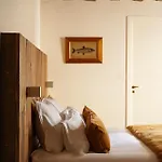 Hotel L'absinthe 3*