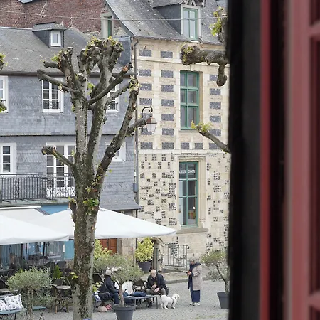 Hotel L'absinthe 3*