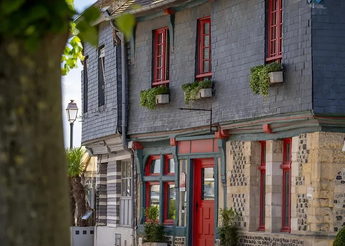 L'absinthe 3* Ονφλέρ