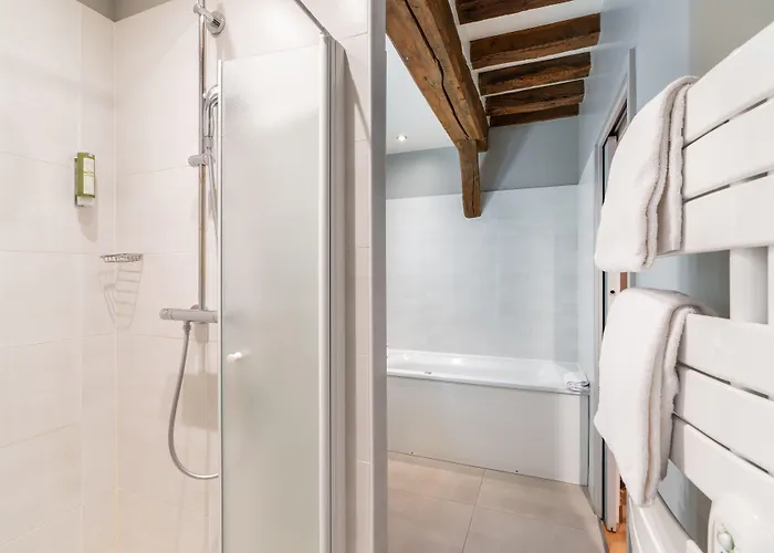 L'absinthe 3* Honfleur