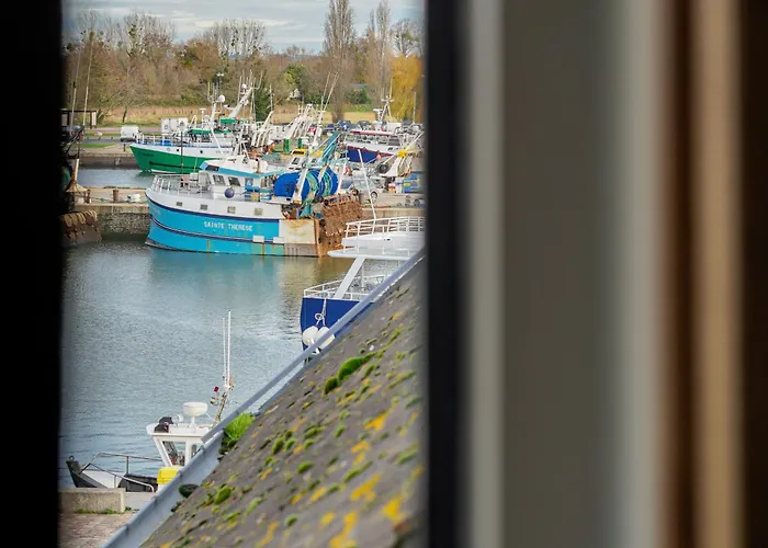 L'absinthe Ξενοδοχείο